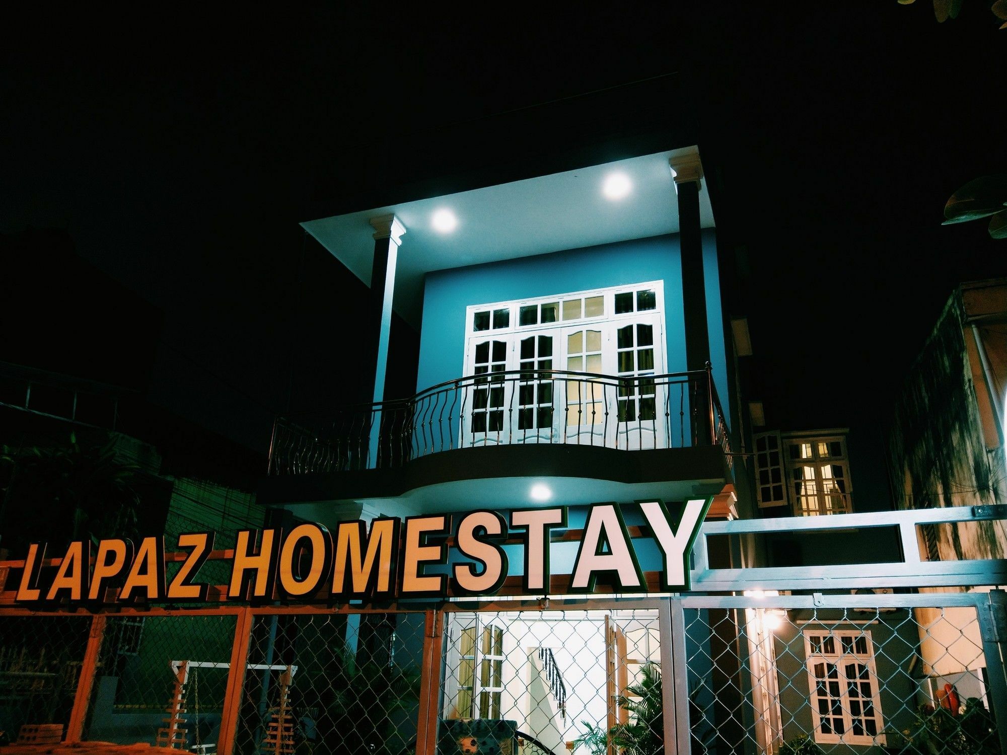 Lapaz Homestay Дананг Екстер'єр фото